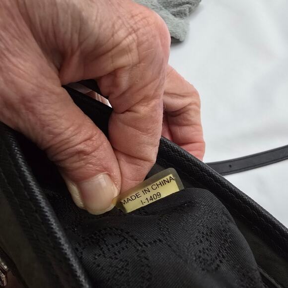 Michael Kors Kempton Nylon Crossbody Bag Dark Gray Causal Zipper Clouser Modern - Picture 10 of 11